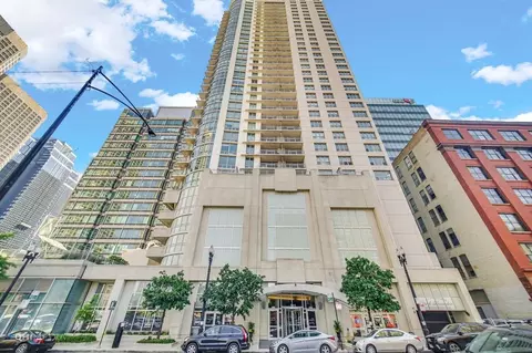125 S Jefferson St #2207, Chicago, IL 60661