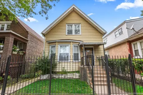 7532 S Saint Lawrence Ave, Chicago, IL 60619