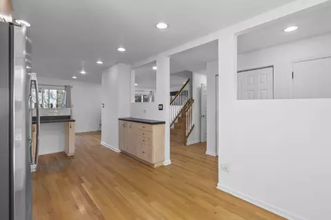 Entry Way - 671 Cedarwood Ct, Wheeling, IL 60090 photo 1 of 1