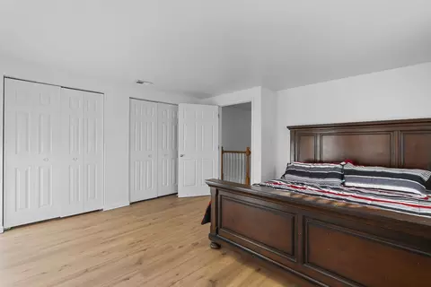 Bedroom - 671 Cedarwood Ct, Wheeling, IL 60090 photo 1 of 6