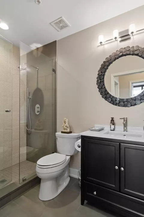233 E 13th St #1005, Chicago, IL 60605 photo 16
