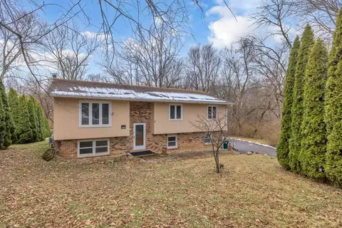 3309 Ferris Dr, Decatur, IL 62521