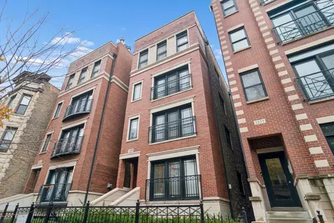 3537 N Wilton Ave #2, Chicago, IL 60657