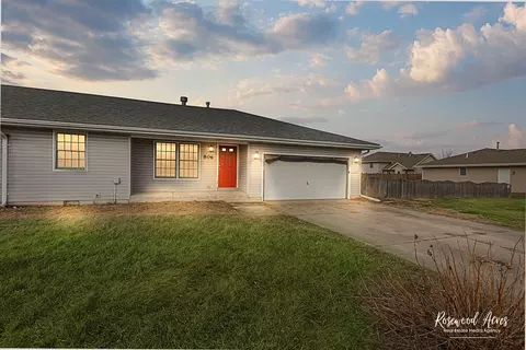 806 Covey Ln, Coal City, IL 60416