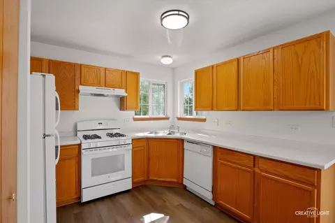 Kitchen - 1603 Valley Ridge Dr, Plainfield, IL 60586 photo 2 of 3