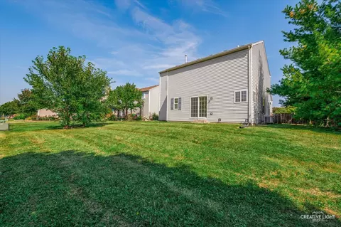 Exterior - 1603 Valley Ridge Dr, Plainfield, IL 60586 photo 4 of 6