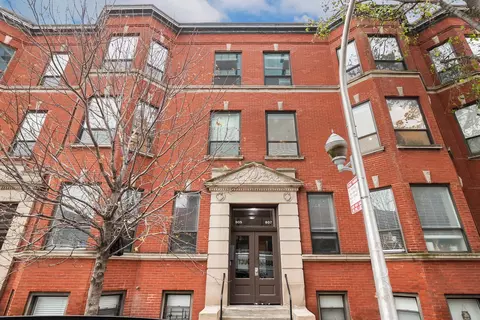 807 W Bradley Pl #2, Chicago, IL 60613