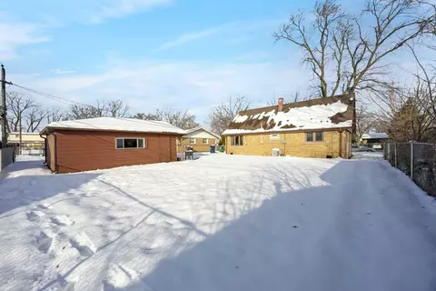 Exterior - 7101 Birch St, Bridgeview, IL 60455 photo 3 of 4