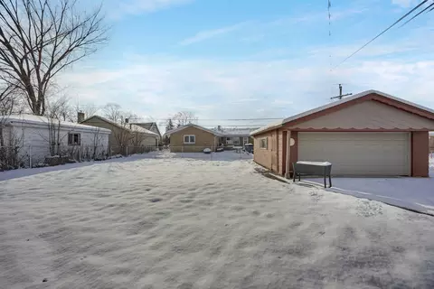 Exterior - 7101 Birch St, Bridgeview, IL 60455 photo 4 of 4