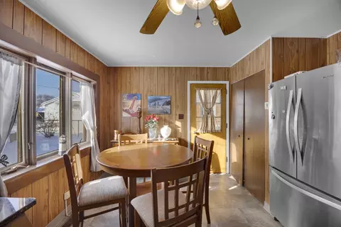 Dining - 7101 Birch St, Bridgeview, IL 60455 photo 1 of 2