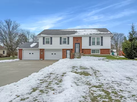 621 W Champaign Ave, Rantoul, IL 61866