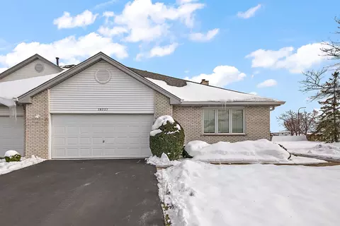18227 Hummingbird Dr, Tinley Park, IL 60487
