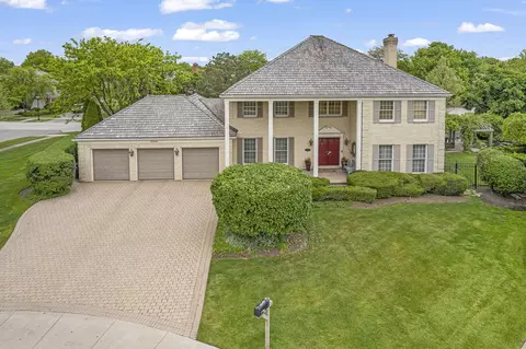 2308 Indian Ridge Dr, Glenview, IL 60026