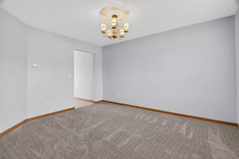 Living - 1509 Donegal Dr, Minooka, IL 60447 photo 2 of 7