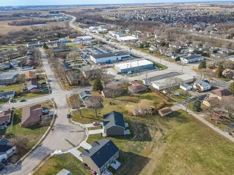 View/Area - 165 E Baker St, Manteno, IL 60950 photo 4 of 7