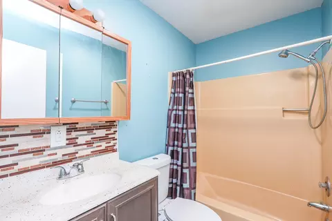 Bath - 165 E Baker St, Manteno, IL 60950 photo 2 of 2