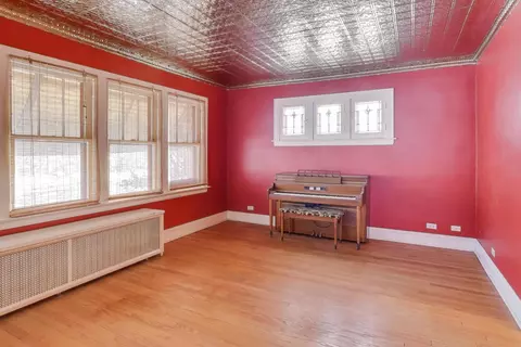 1601 Sherman Pl, Des Plaines, IL 60016 photo 5