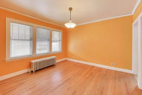 1601 Sherman Pl, Des Plaines, IL 60016 photo 6