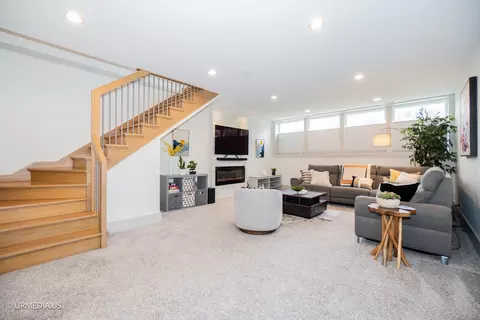 Other - 1221 E 46th St #1, Chicago, IL 60653 photo 7 of 11