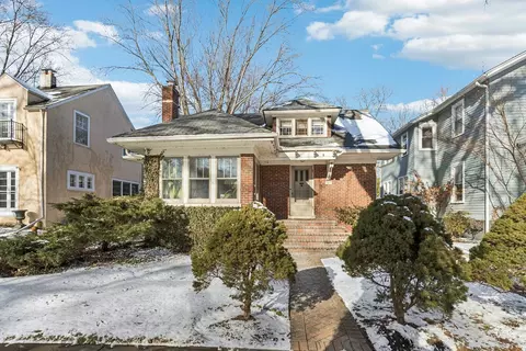 1201 Noyes St, Evanston, IL 60201