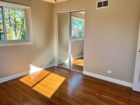 1908 Lee St, Evanston, IL 60202 photo 24