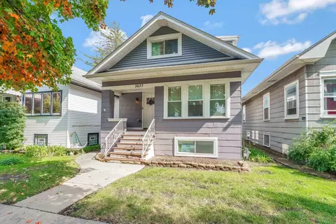 3637 Elmwood Ave, Berwyn, IL 60402