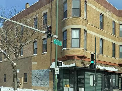 1758 W 35th St #3R, Chicago, IL 60609