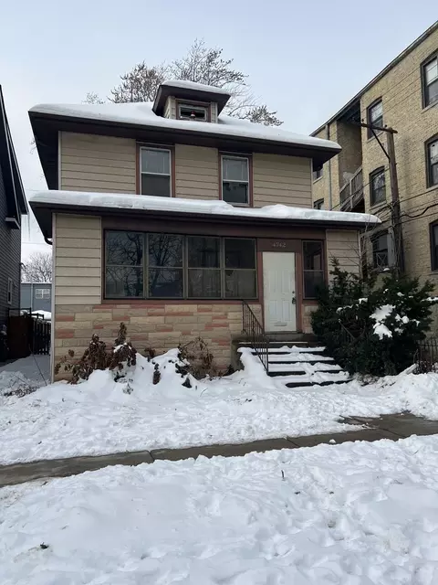 4742 N Sacramento Ave, Chicago, IL 60625