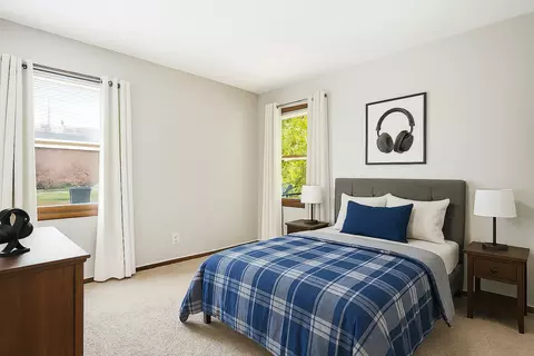 Bedroom - 3216 Biscayne Rd, Mchenry, IL 60050 photo 4 of 4