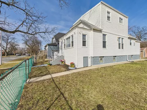 Exterior - 9151 S Normal Ave, Chicago, IL 60620 photo 2 of 4