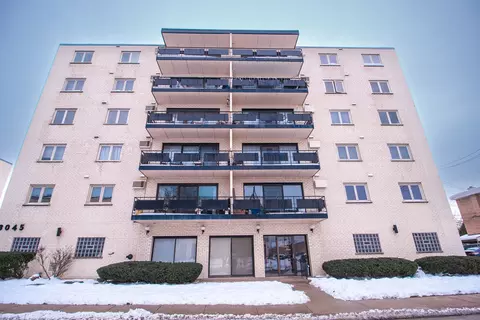 8045 W Oconnor Dr #6A, River Grove, IL 60171