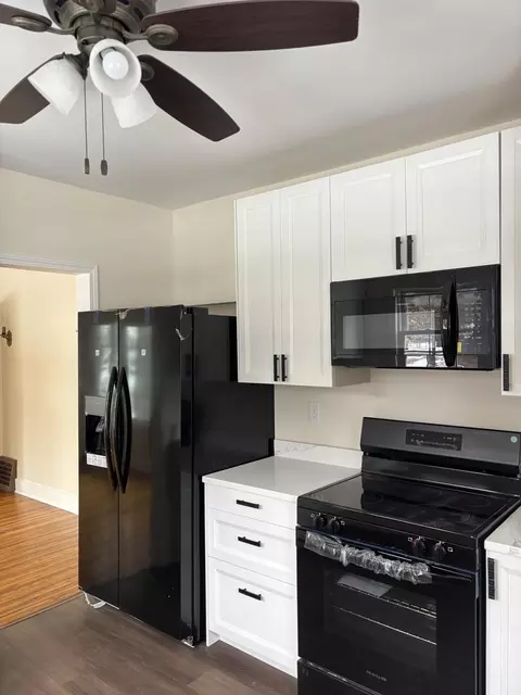 Kitchen - 803 E North St, Morris, IL 60450 photo 1 of 2