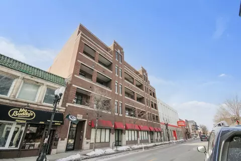 4420 N Clark St #301, Chicago, IL 60640