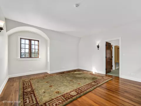 Bedroom - 48 Forest Gate Cir, Oak Brook, IL 60523 photo 2 of 5