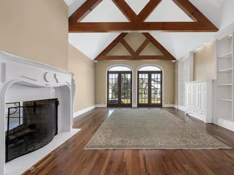 Living - 48 Forest Gate Cir, Oak Brook, IL 60523 photo 2 of 5