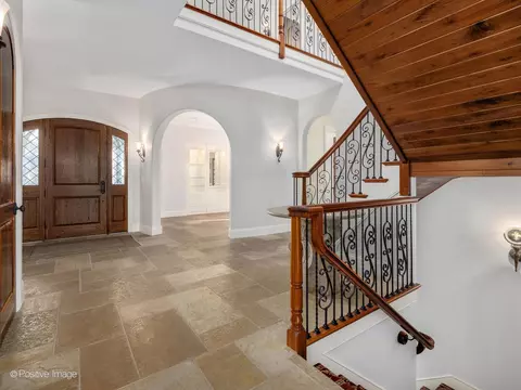Entry Way - 48 Forest Gate Cir, Oak Brook, IL 60523 photo 1 of 2