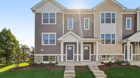 923 Briar Glen Ct, Hampshire, IL 60140