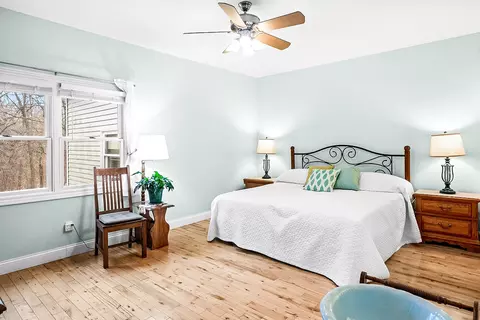 Bedroom - 2296 Deer Ridge Ct, Carlock, IL 61725 photo 2 of 7