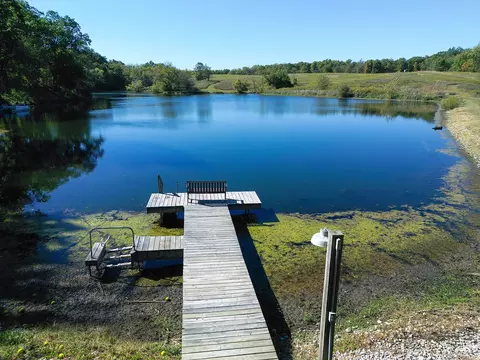 View/Area - 2296 Deer Ridge Ct, Carlock, IL 61725 photo 4 of 7