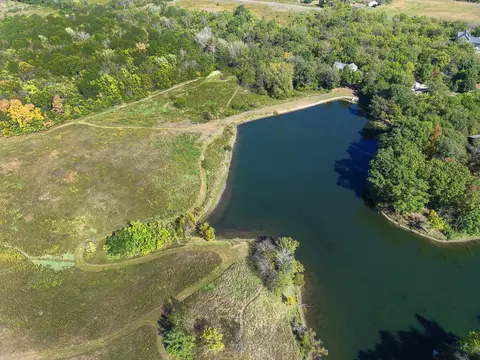 View/Area - 2296 Deer Ridge Ct, Carlock, IL 61725 photo 3 of 7