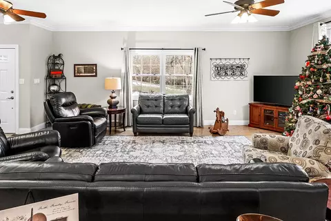 Living - 2296 Deer Ridge Ct, Carlock, IL 61725 photo 2 of 4