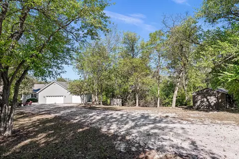 Exterior - 2296 Deer Ridge Ct, Carlock, IL 61725 photo 16 of 16