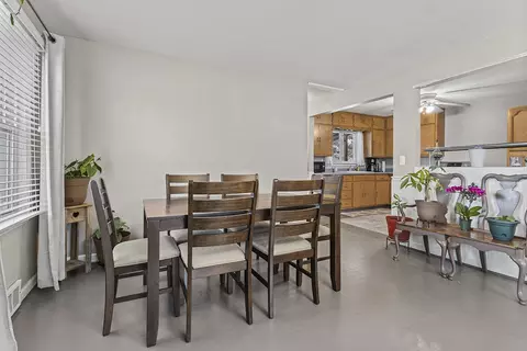 Dining - 818 E 11th St, Lockport, IL 60441 photo 2 of 2