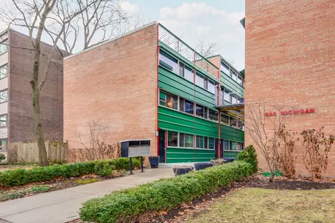 840 Michigan Ave #9, Evanston, IL 60202