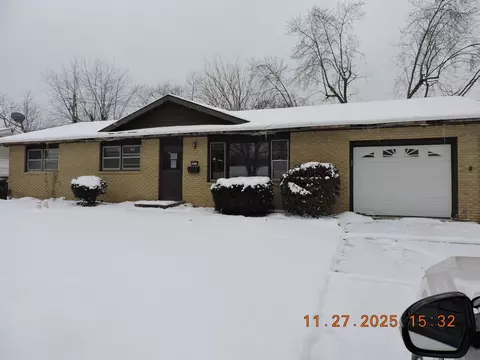 2810 Townway Rd, Danville, IL 61832