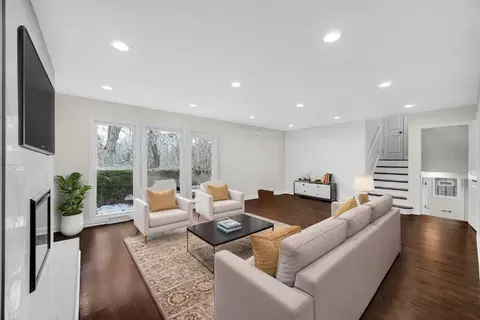 Living - 2800 174th St, Hazel Crest, IL 60429 photo 1 of 7