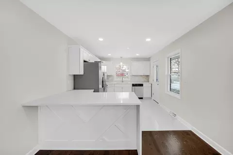 Kitchen - 2800 174th St, Hazel Crest, IL 60429 photo 3 of 3
