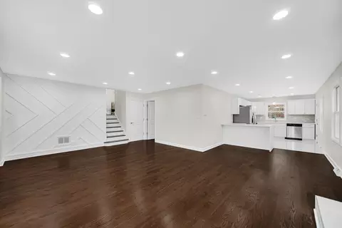 Living - 2800 174th St, Hazel Crest, IL 60429 photo 5 of 7
