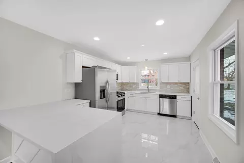 Kitchen - 2800 174th St, Hazel Crest, IL 60429 photo 2 of 3
