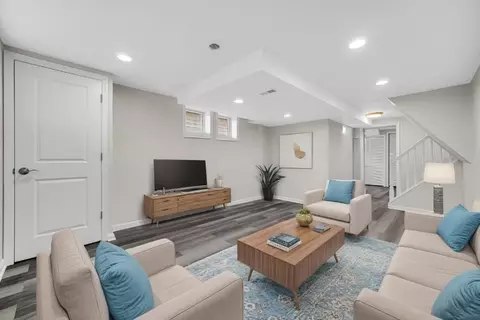 Living - 2800 174th St, Hazel Crest, IL 60429 photo 7 of 7